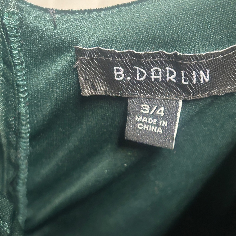 NWT B DARLIN
Juniors Womens Velvet Short Mini Dress In Green 3/4 - Picture 5 of 7